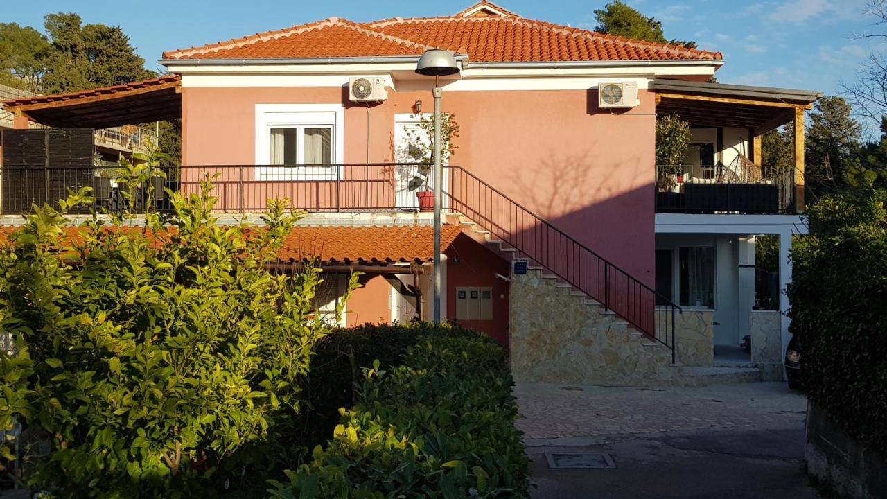 Luxurious Three Bedrooms Apartment With Two Terraces Kaštela المظهر الخارجي الصورة