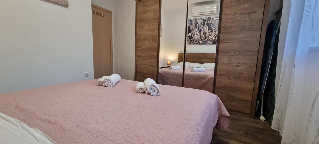 Luxurious Three Bedrooms Apartment With Two Terraces Kaštela المظهر الخارجي الصورة